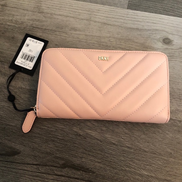DKNY Vela Cashmere Pink Faux Leather Quilted Chevron Pattern ZA Wallet NWT - Picture 7 of 12